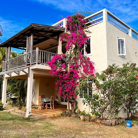 Roche Island Bungalows Grand Baie Extérieur photo